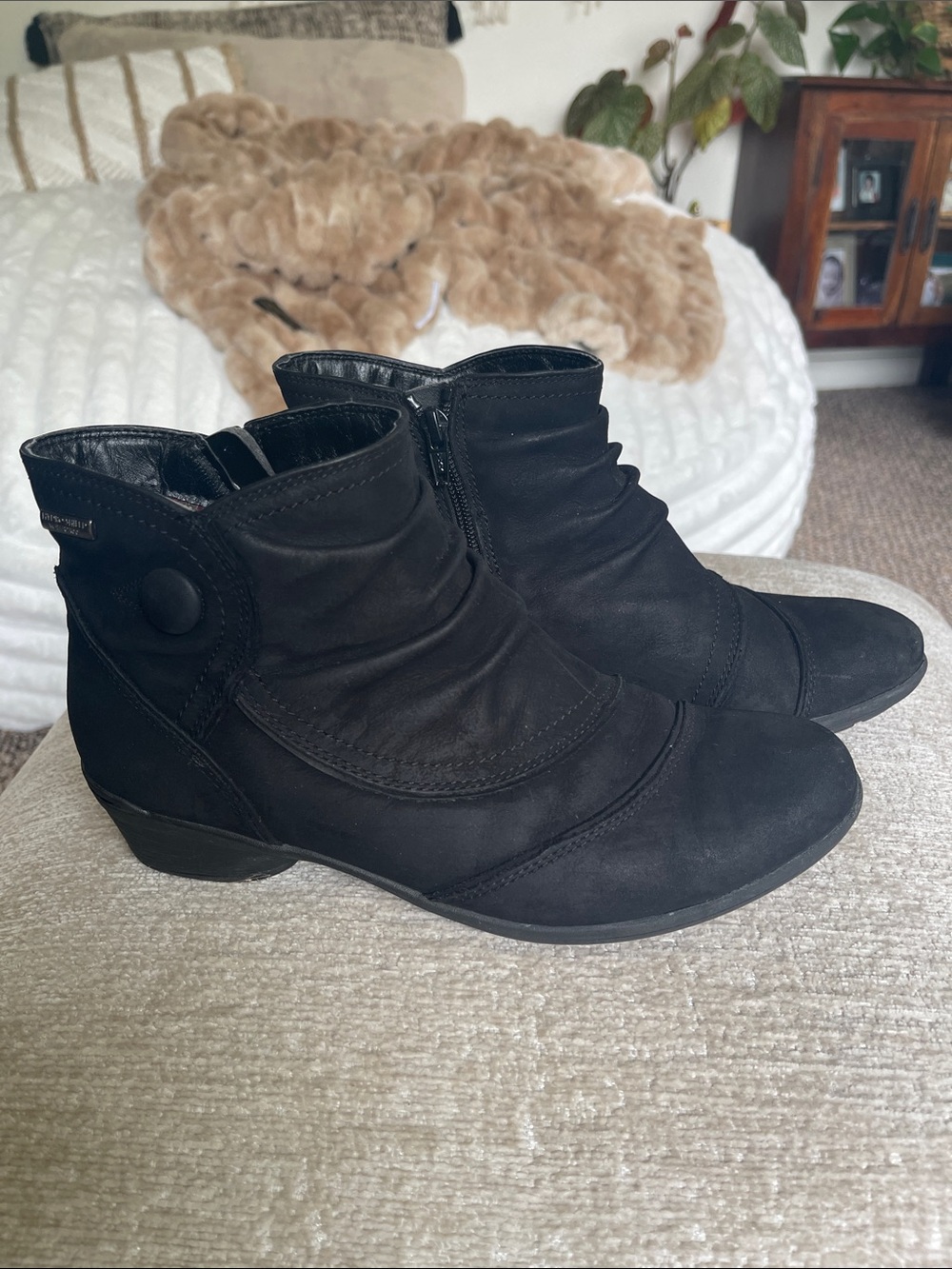 Rockport Black Women's Ankle Boots - Comfortable Zip Closure